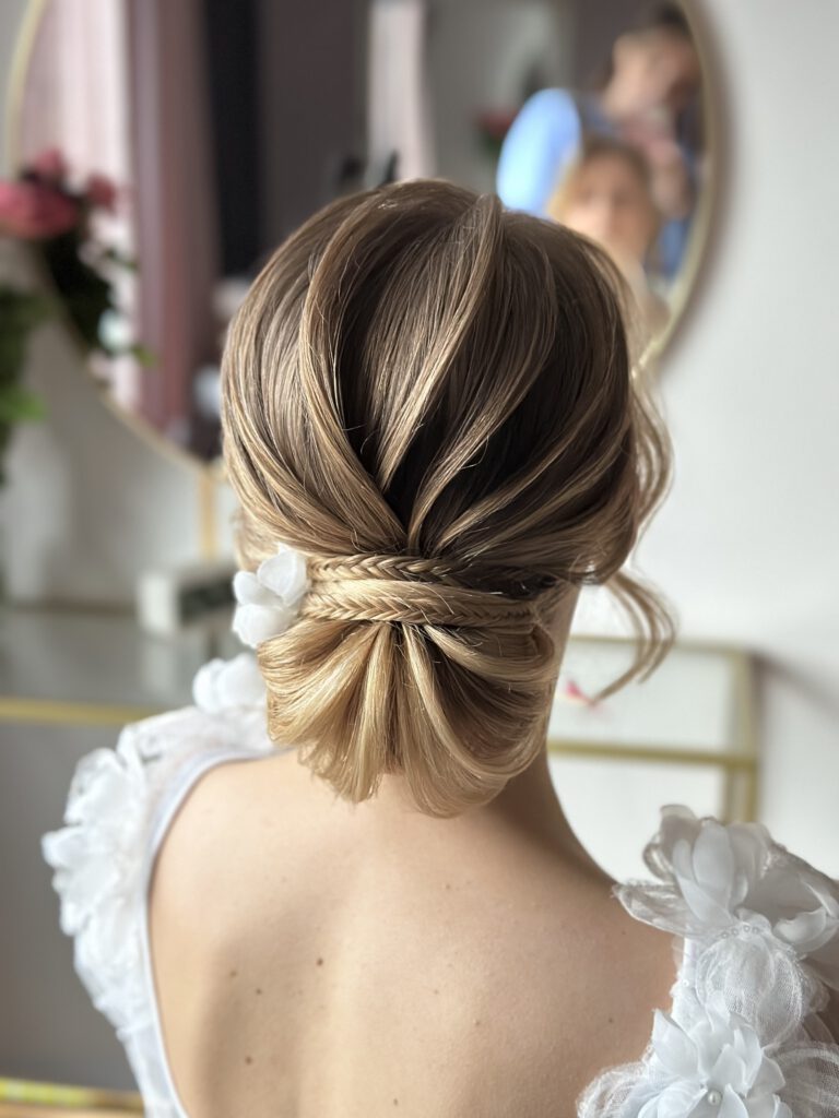 fryzura ślubna - Hairloom